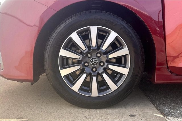 2019 Toyota Sienna Base