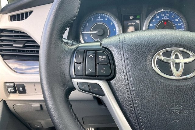2019 Toyota Sienna Base