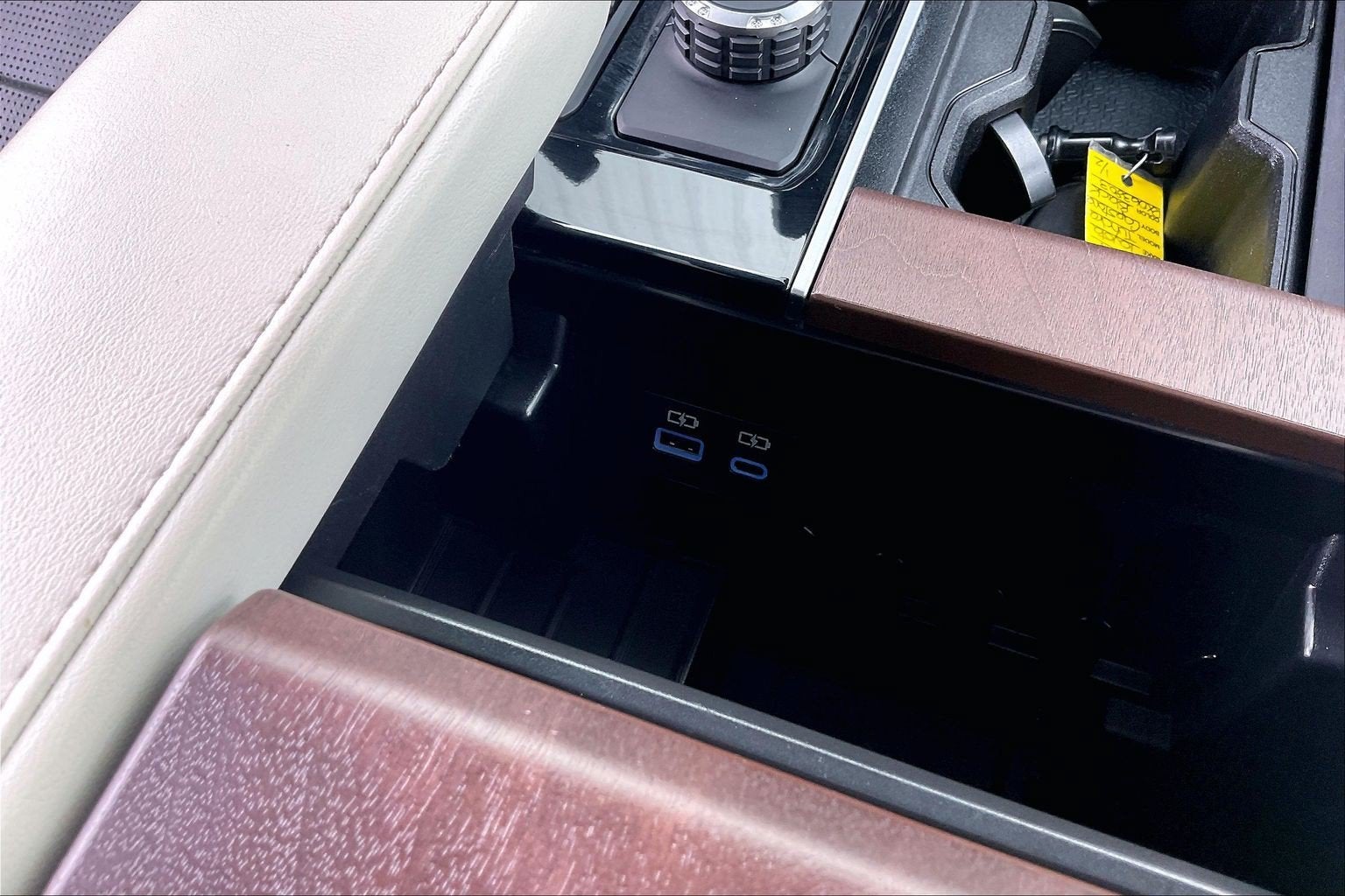 2024 Toyota Tundra i-FORCE MAX Capstone Hybrid