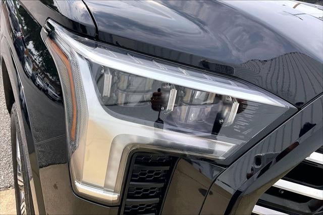 2024 Toyota Tundra i-FORCE MAX Capstone Hybrid
