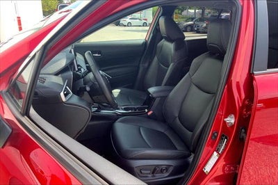 2025 Toyota Corolla Cross XLE