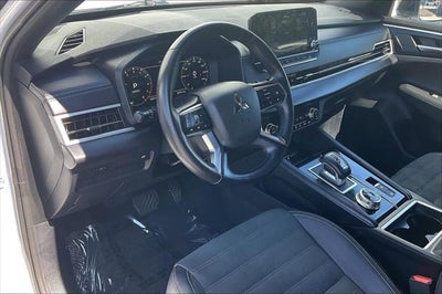 2024 Mitsubishi Outlander SE Ralliart