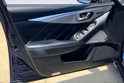 2023 INFINITI Q50 LUXE