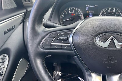 2022 INFINITI Q50 LUXE