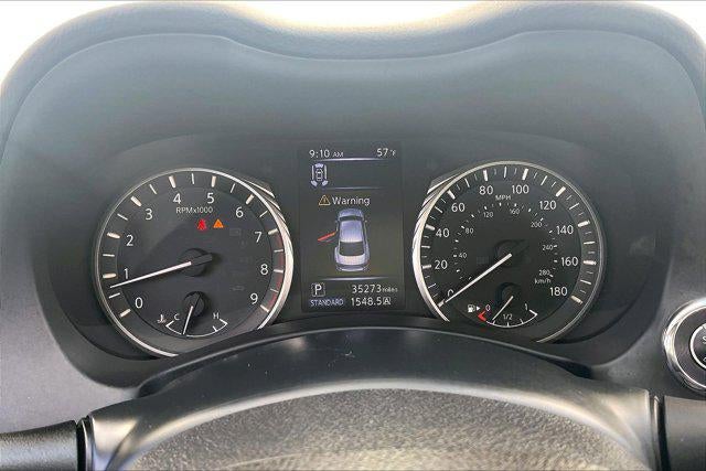 2022 INFINITI Q50 LUXE