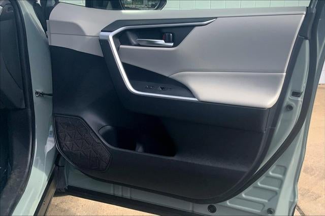 2022 Toyota RAV4 Hybrid Hybrid XLE