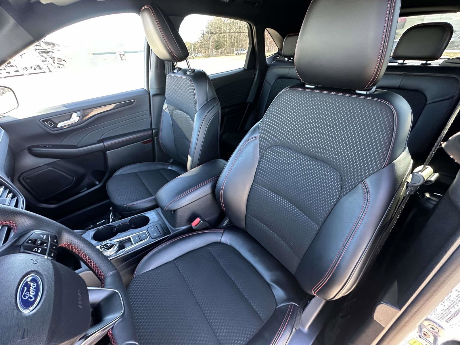 2025 Ford Escape ST-Line Select