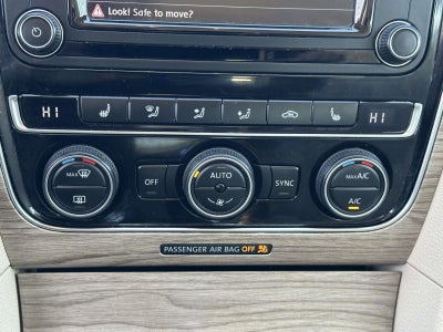 2017 Volkswagen Passat 1.8T SE w/Technology