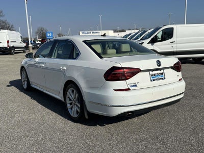 2017 Volkswagen Passat 1.8T SE w/Technology