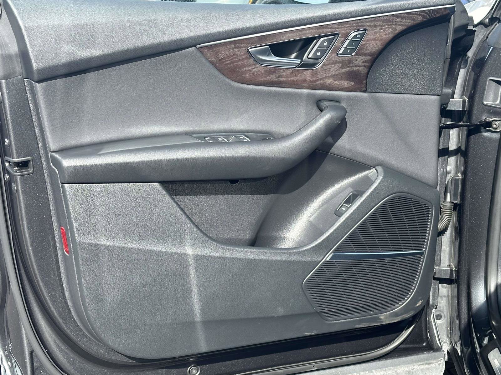 2019 Audi Q8 Premium Plus