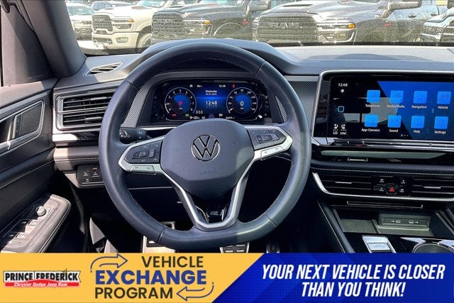2024 Volkswagen Atlas Cross Sport 2.0T SEL R-Line