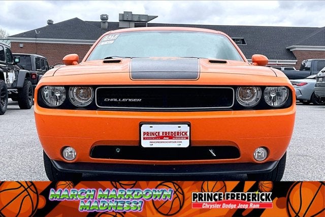 2014 Dodge Challenger SXT Plus