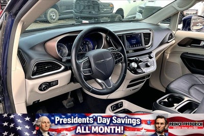 2019 Chrysler Pacifica Touring L