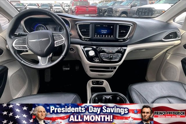 2019 Chrysler Pacifica Touring L
