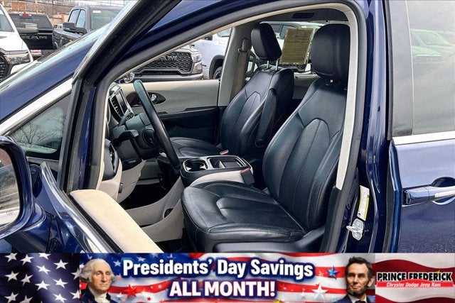 2019 Chrysler Pacifica Touring L