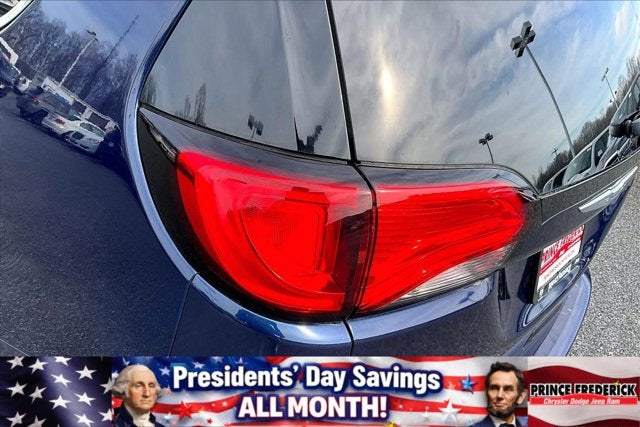 2019 Chrysler Pacifica Touring L