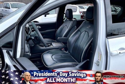 2023 Chrysler Pacifica Hybrid Limited