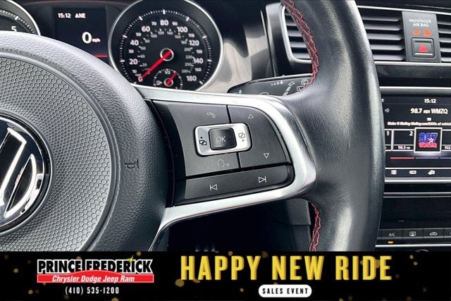 2017 Volkswagen Golf GTI Sport