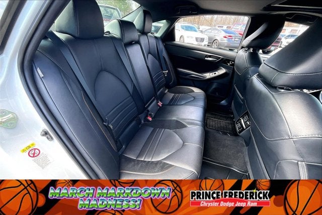 2019 Toyota Avalon Base