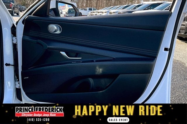 2025 Hyundai Elantra Hybrid Limited