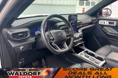 2022 Ford Explorer ST