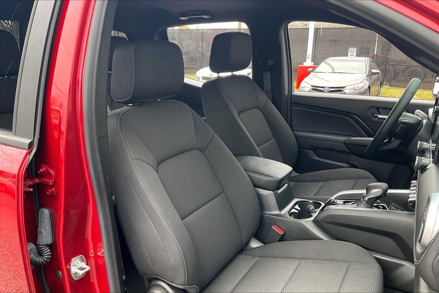 2024 Chevrolet Colorado 4WD LT