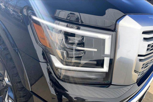 2022 Nissan Titan Platinum Reserve