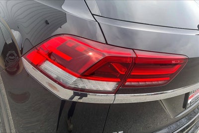 2022 Volkswagen Atlas Cross Sport 2.0T SE w/Technology