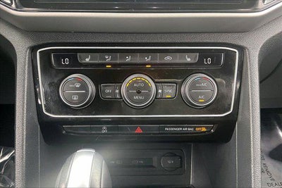 2022 Volkswagen Atlas Cross Sport 2.0T SE w/Technology