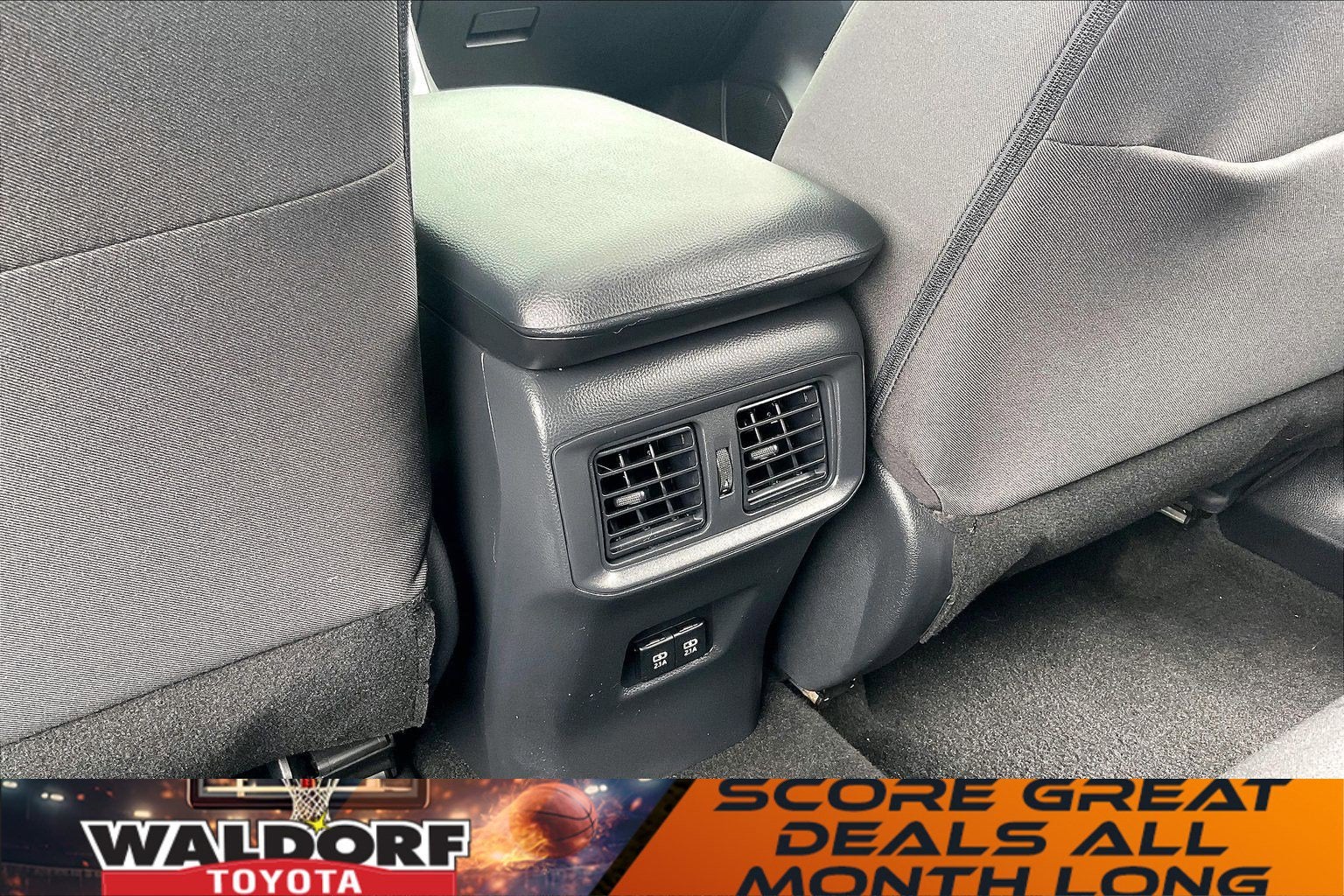 2019 Toyota RAV4 Hybrid XLE