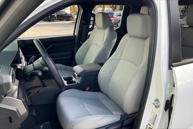 2025 Toyota Tacoma 2WD SR5