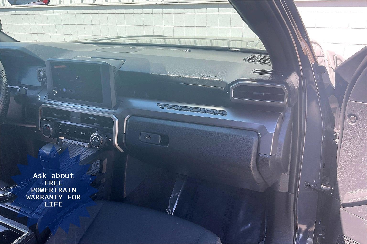 2025 Toyota Tacoma 4WD SR5