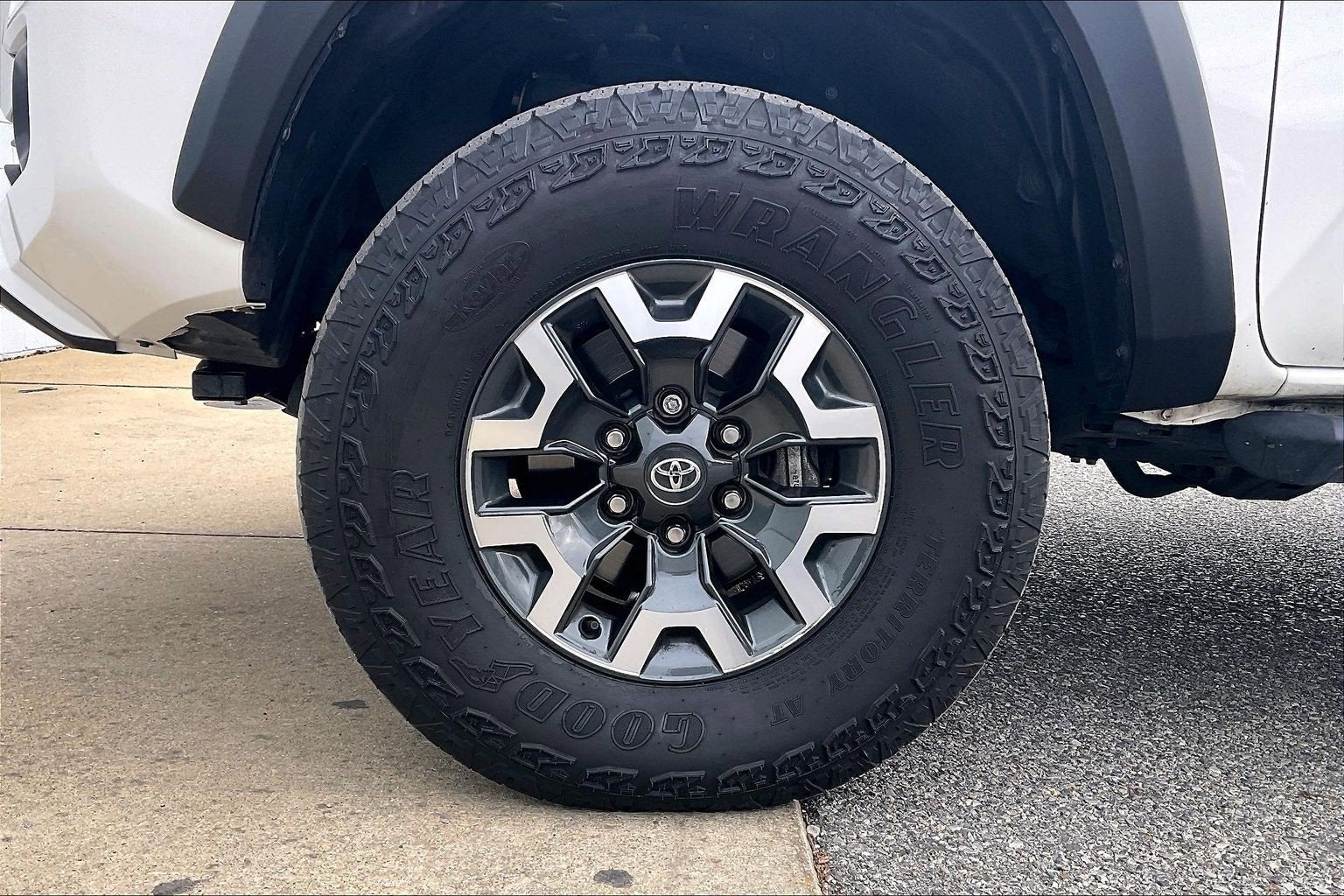 2023 Toyota Tacoma 4WD TRD Off Road