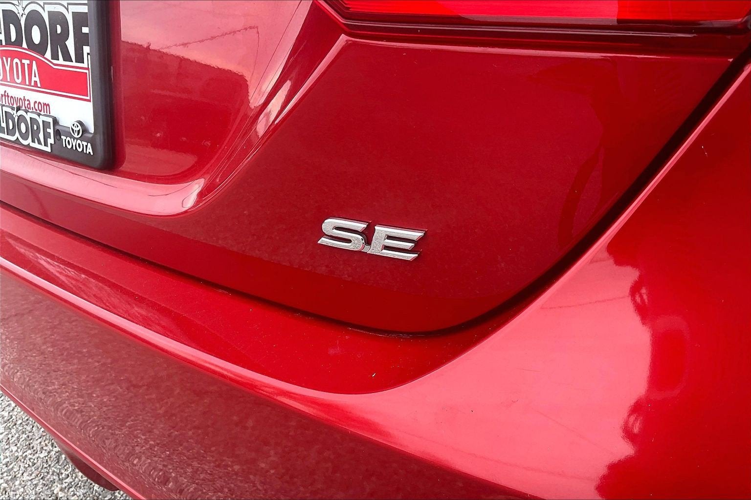 2020 Toyota Camry SE