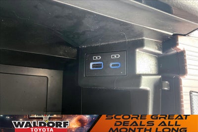 2023 Toyota Sienna LE