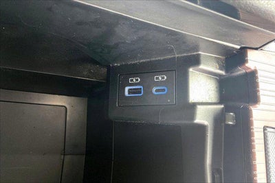 2023 Toyota Sienna LE