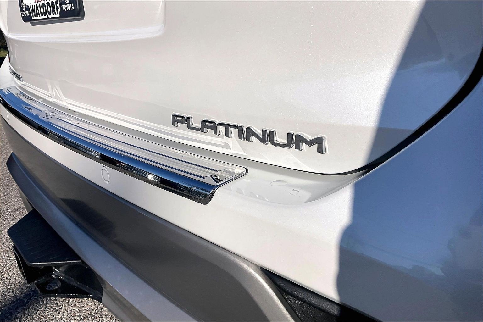 2024 Toyota Highlander Hybrid Platinum