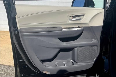 2024 Toyota Sienna XLE