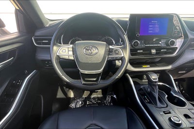 2023 Toyota Highlander XSE