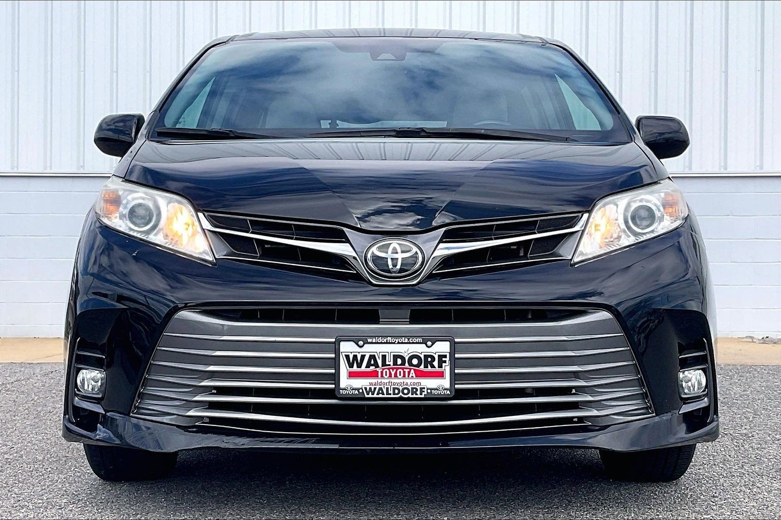 2019 Toyota Sienna XLE