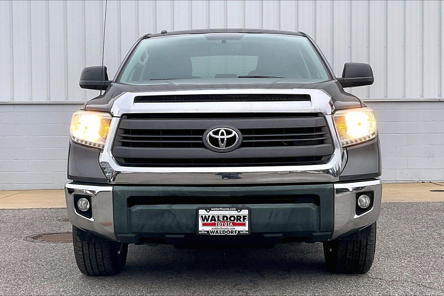 2015 Toyota Tundra SR5