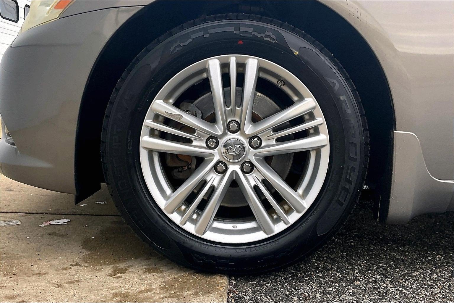 2013 INFINITI G37 Sedan x