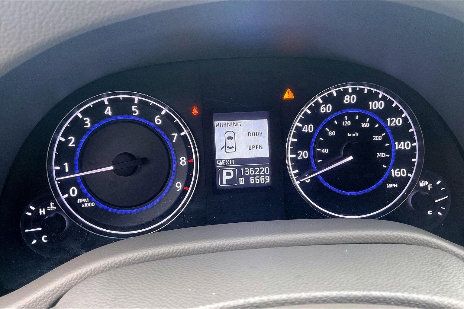 2013 INFINITI G37 Sedan x