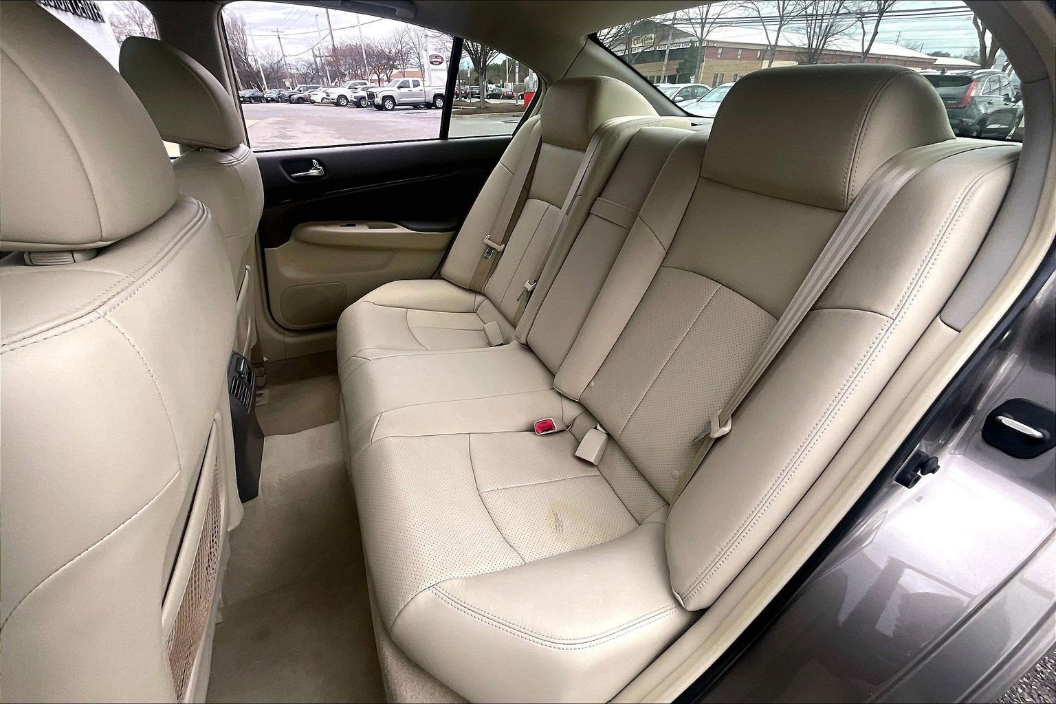 2013 INFINITI G37 Sedan x