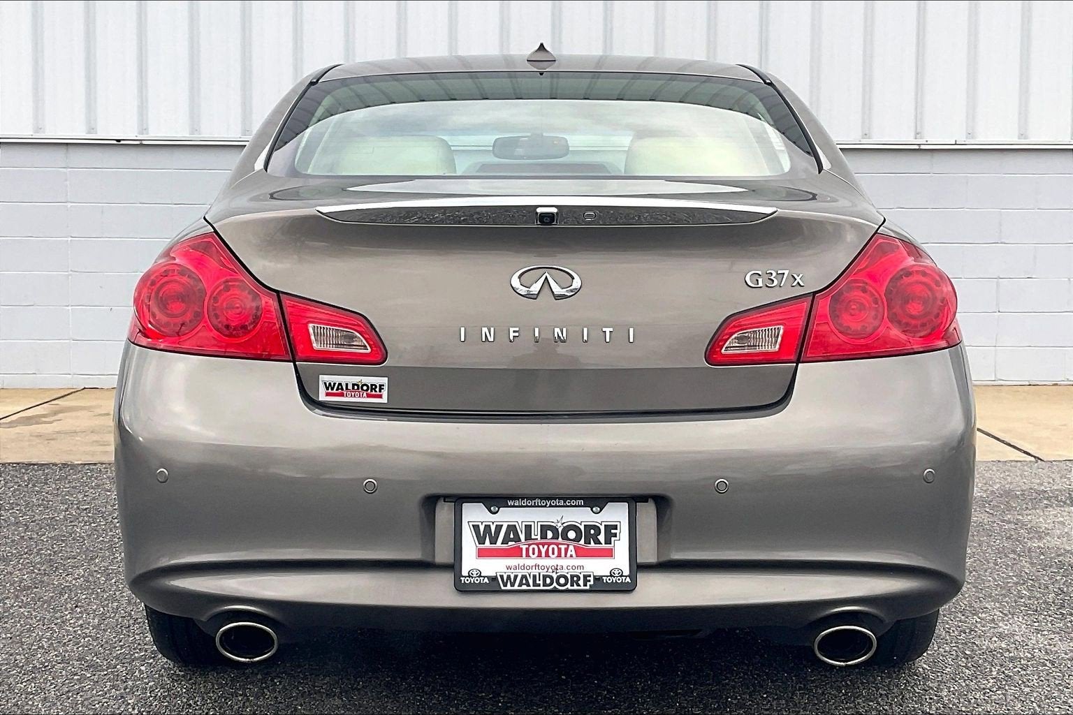 2013 INFINITI G37 Sedan x