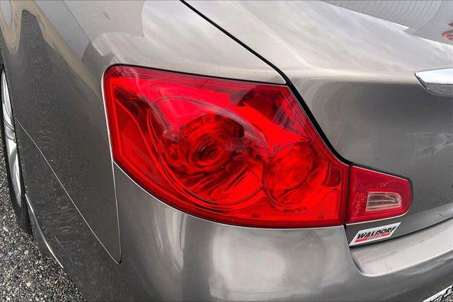 2013 INFINITI G37 Sedan x