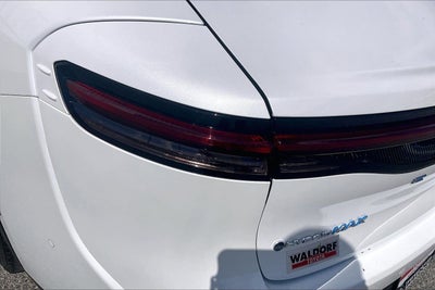 2026 Toyota Crown Platinum