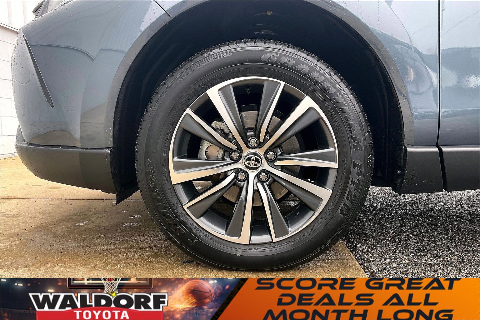 2023 Toyota Venza LE