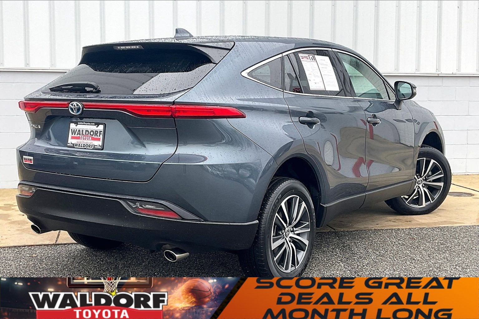 2023 Toyota Venza LE