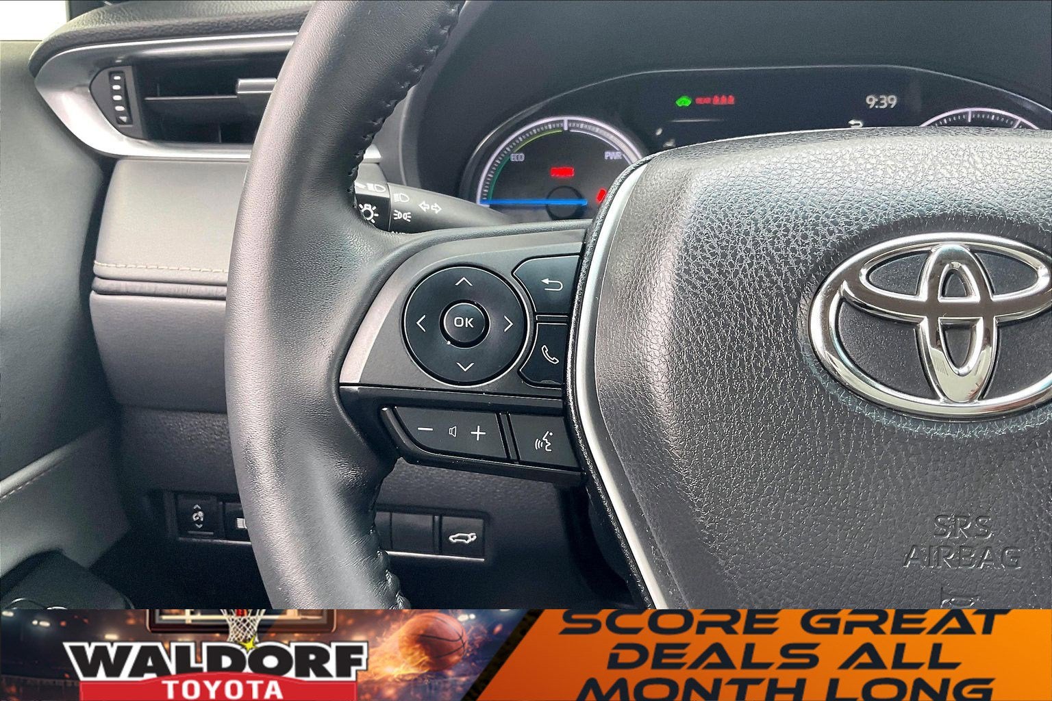 2023 Toyota Venza LE